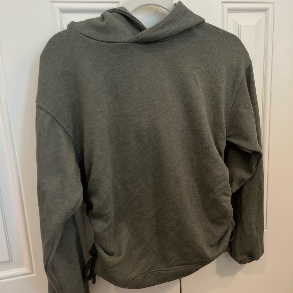 women’s aerie army green cinched tie sides hoodie size xs
